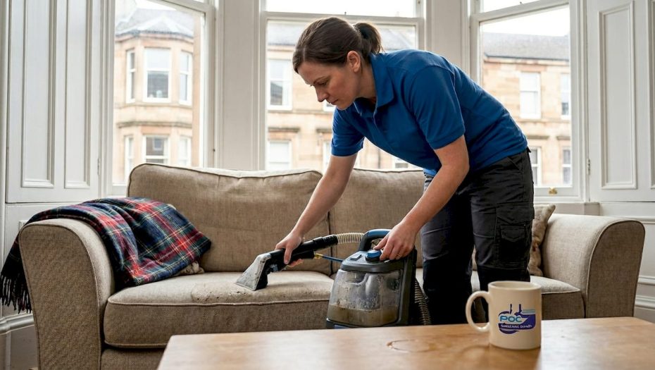 Glasgow upholstery cleaner at work in lived-in lounge